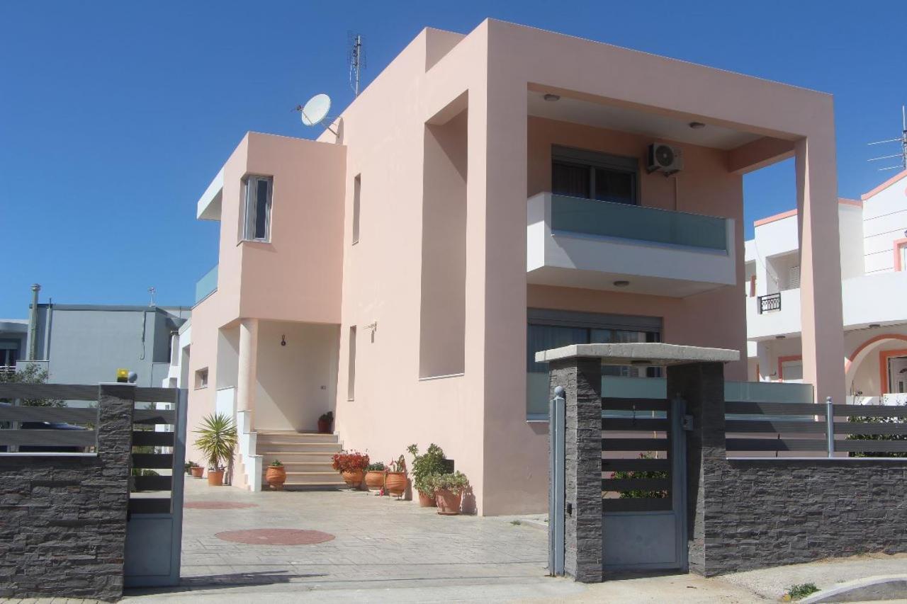 Valentina'S Luxe Apartment Mastihari Exterior foto